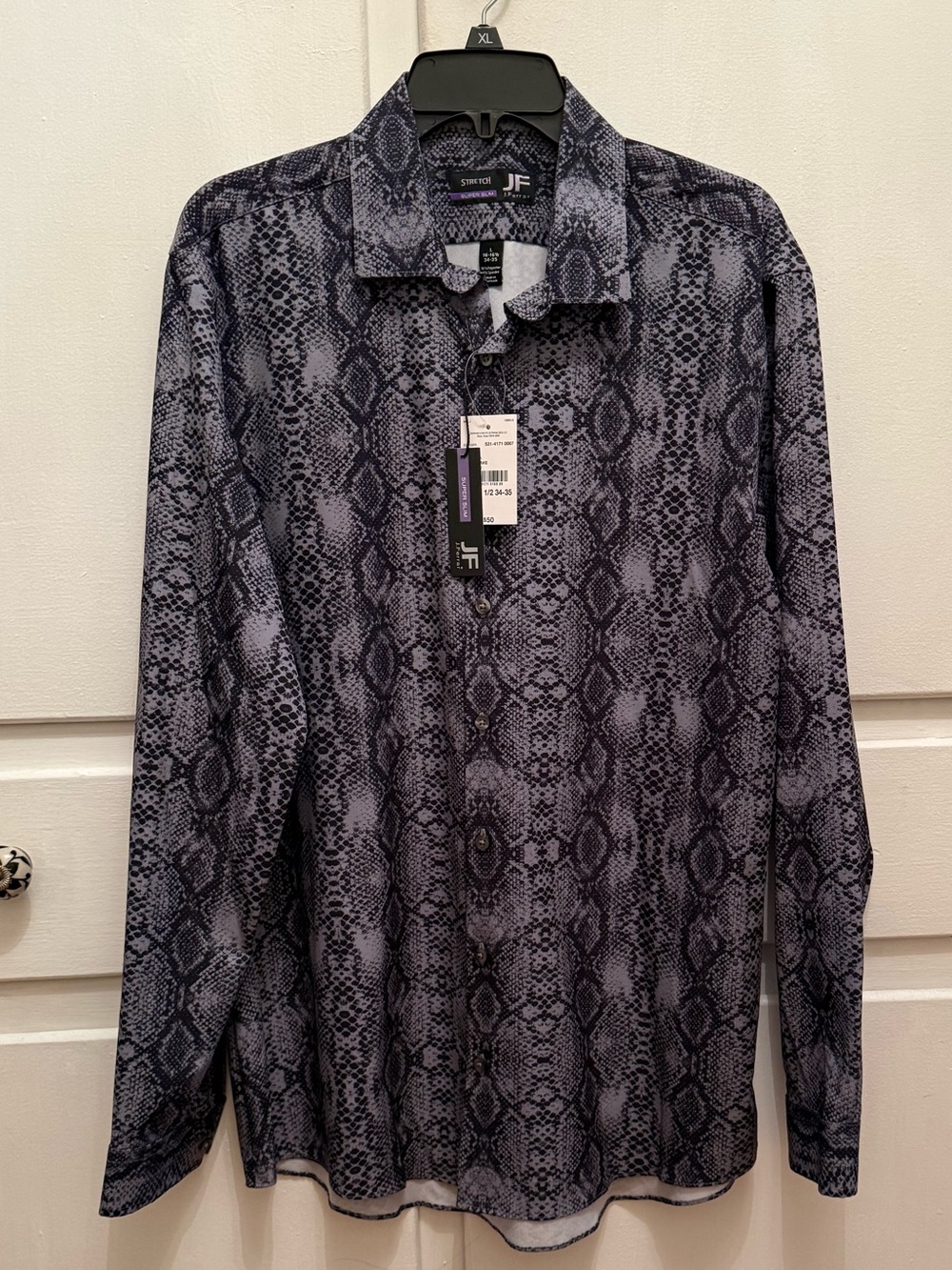 JF J. Ferrar Men’s Long-Sleeve Snake Print Button Down Shirt in Charcoal L